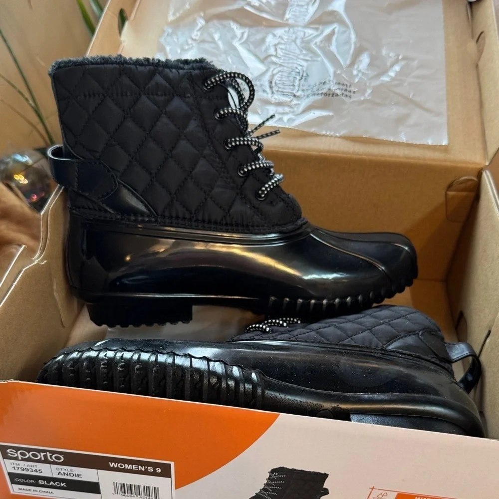 Sporto Black Quilted Women's Boots